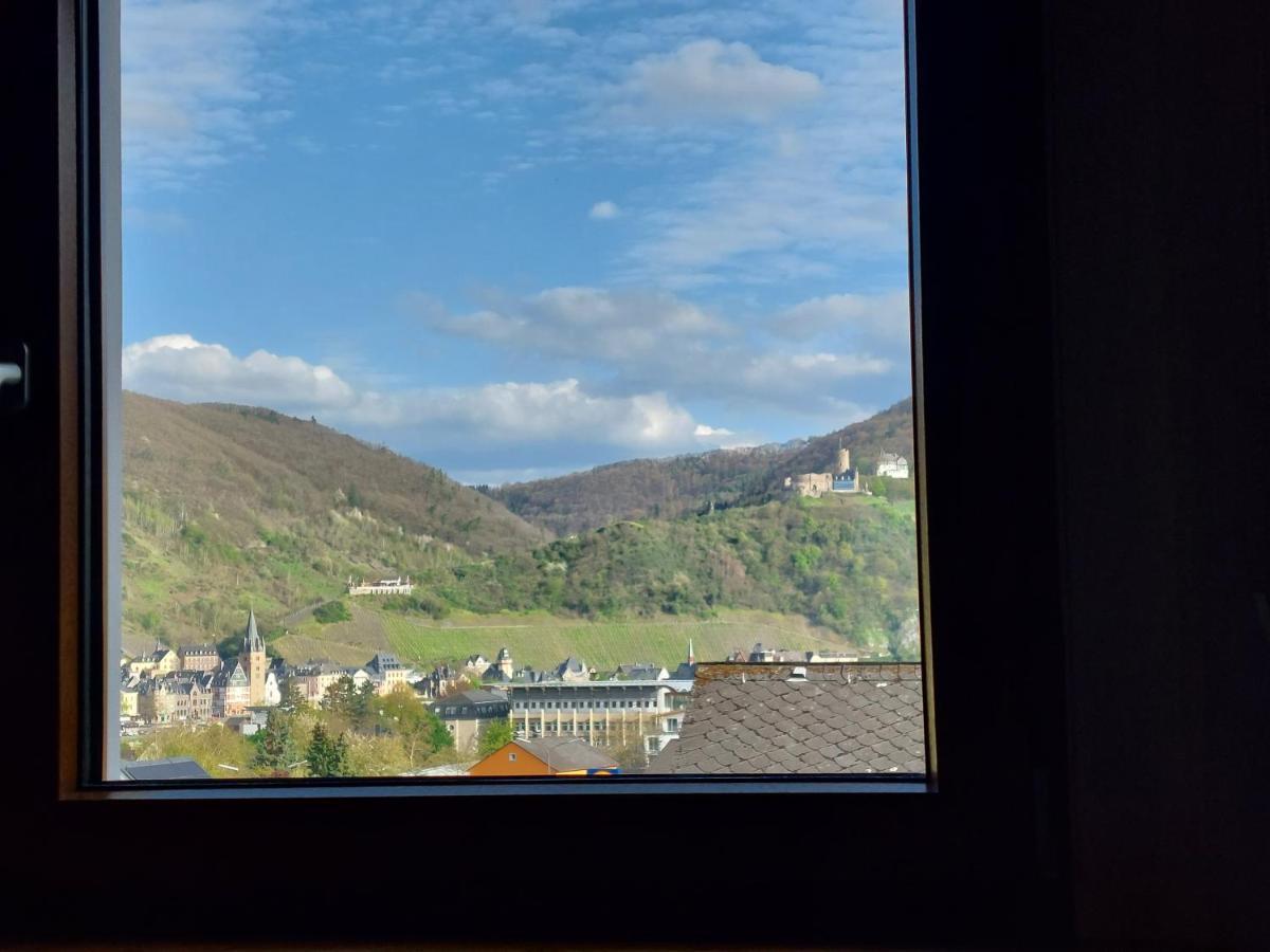 Dachgeschosswohnung Mit Burgblick In Kues Bernkastel-Kues Exterior photo